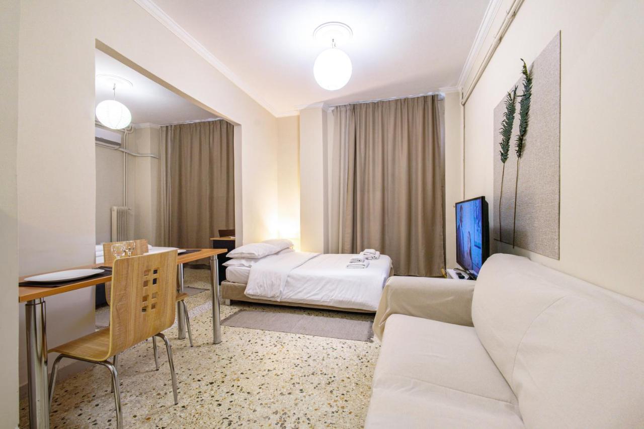 Filopappou Decent Apartment Athen Exterior foto